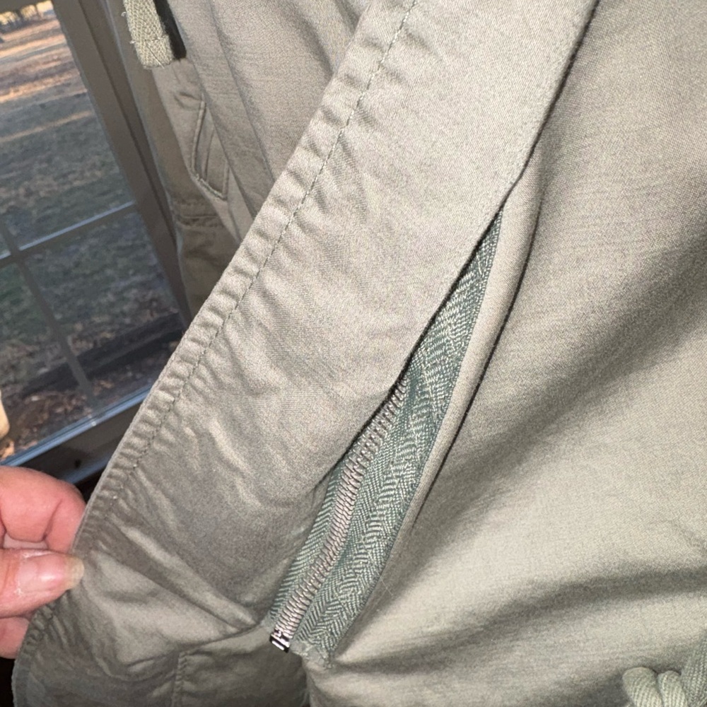 LOFT SIZE MEDIUM SAGE GREEN JACKET WITH MANY CUTE EXTRAS SEE PICS EUC - Picture 4 of 8